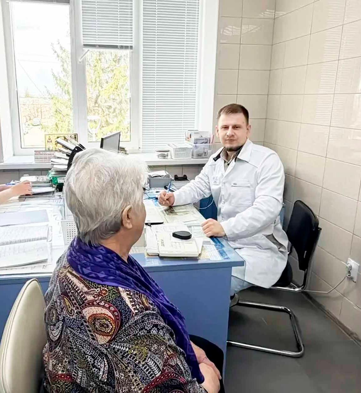 Врачи из&nbsp;Курска обследовали жителей Советского района региона