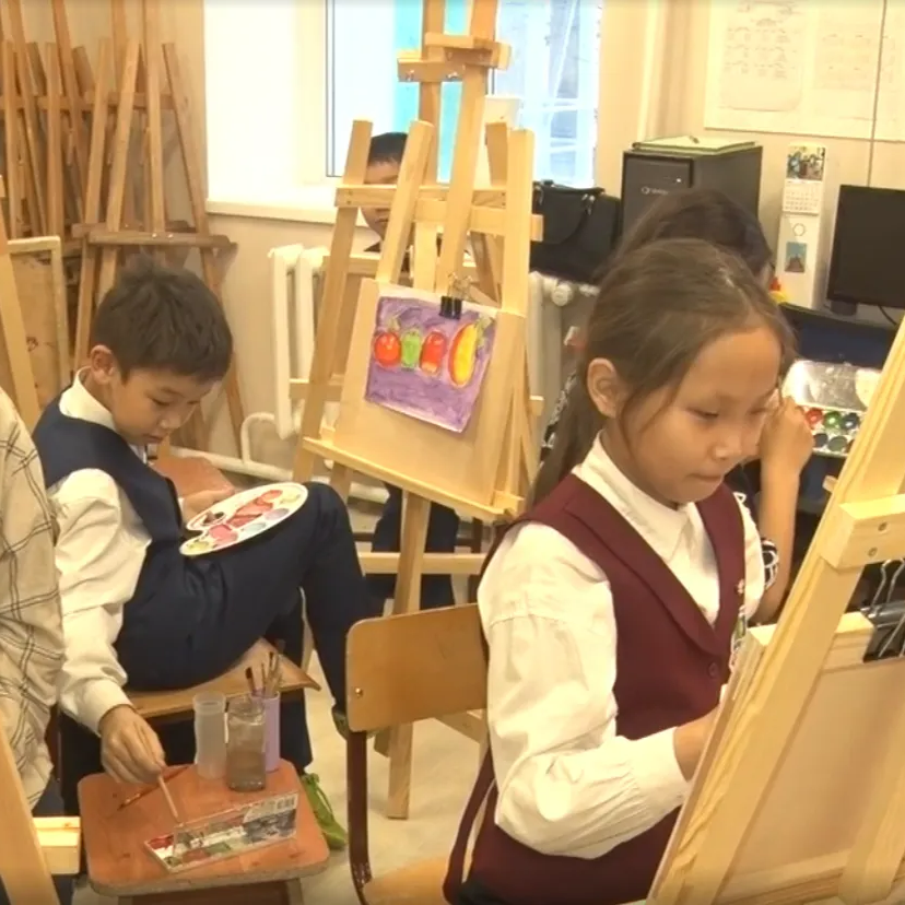 Детская школа искусств села Борогонцы в&nbsp;Якутии получила учебные материалы