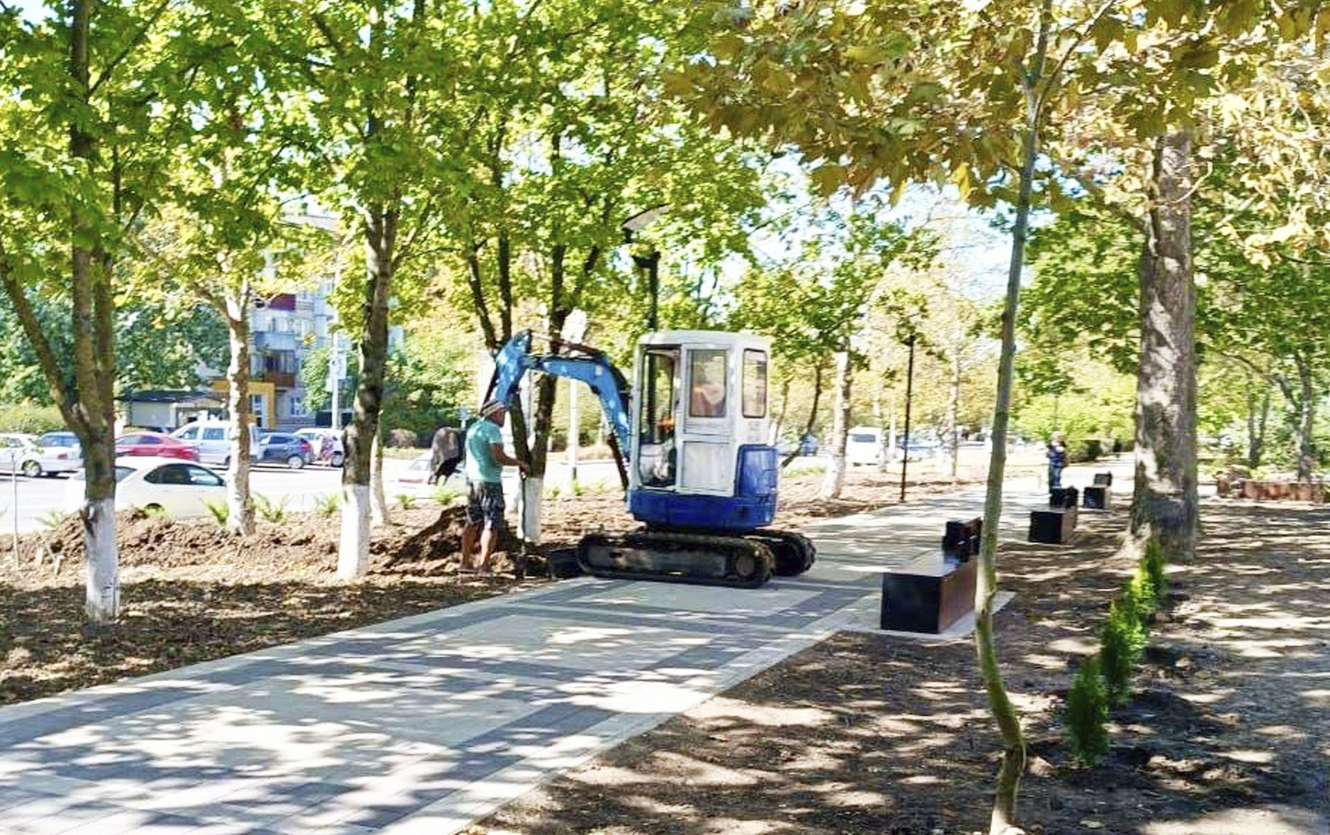 В&nbsp;Темрюке завершают благоустройство общественной территории по&nbsp;улице Ленина