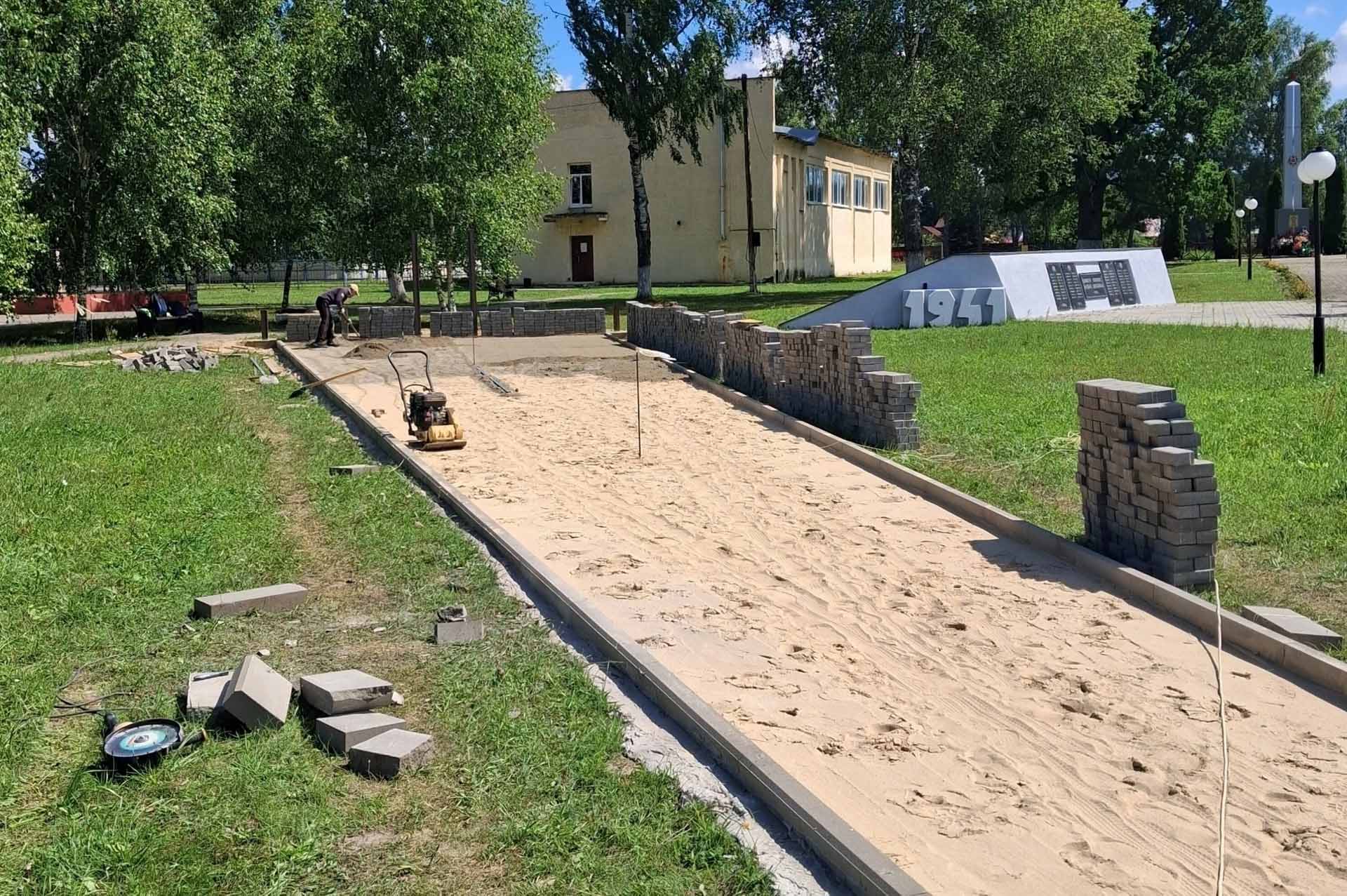В&nbsp;поселке Еленском Калужской области благоустроят Аллею Славы