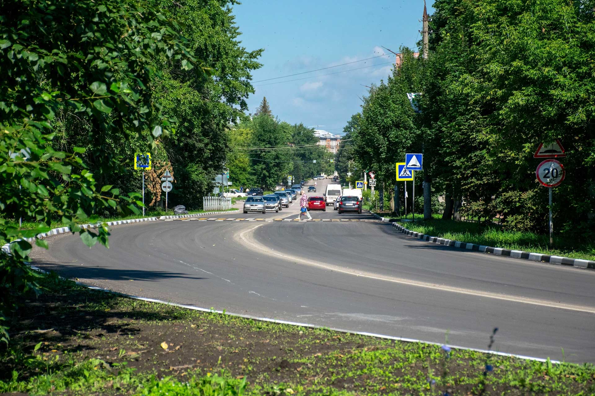 В&nbsp;городе Узловом в&nbsp;Тульской области обновили дорогу по&nbsp;улице Заводской