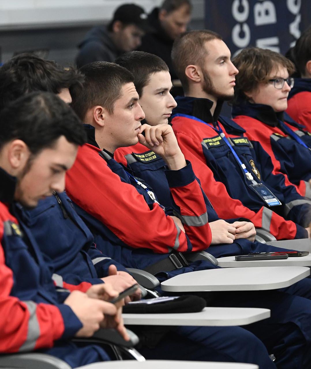 В&nbsp;Колпинском районе Санкт-Петербурга отметили День добровольца