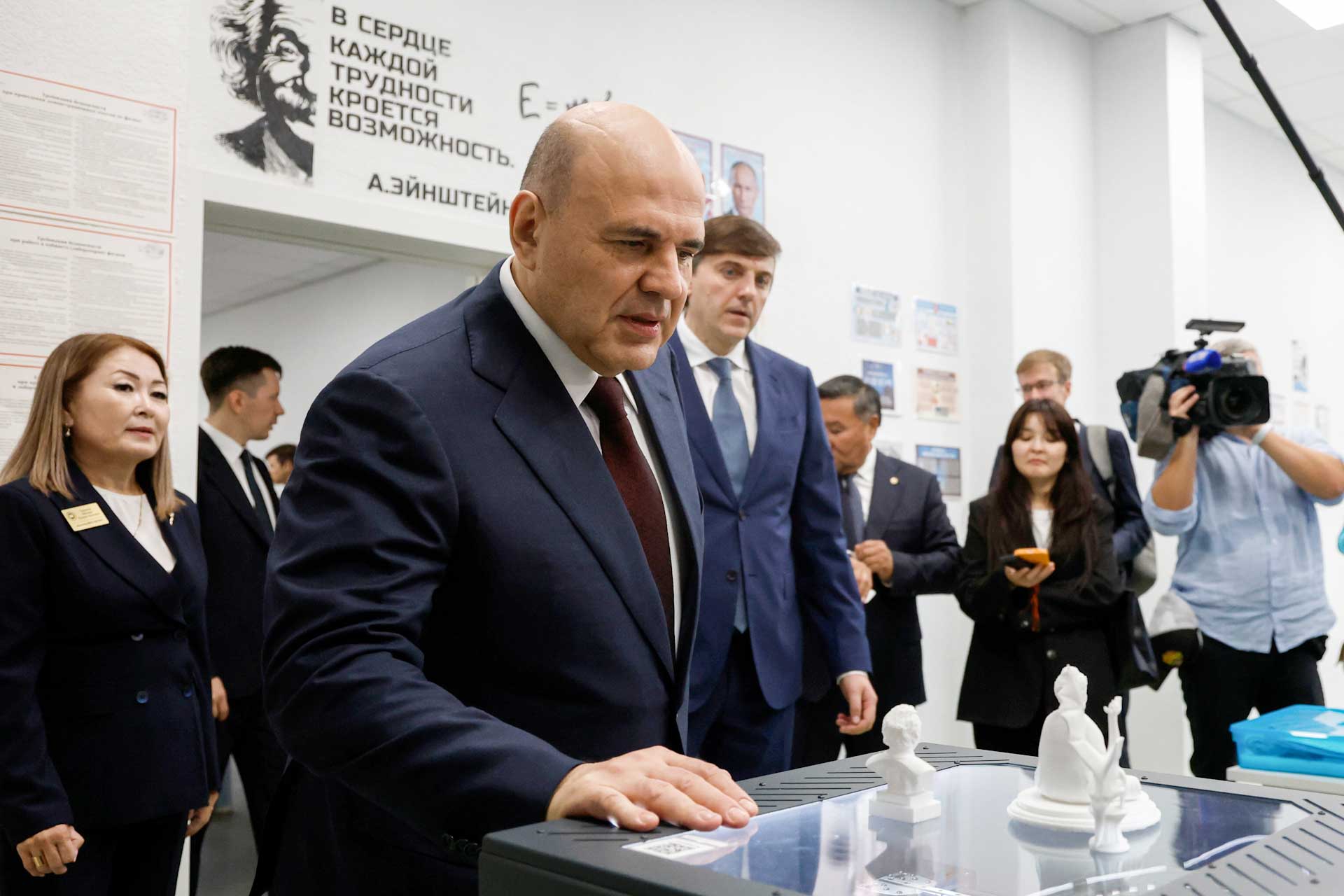 Михаил Мишустин посетил школу № 22&nbsp;имени Д.&nbsp;Б. Ондара в&nbsp;Кызыле