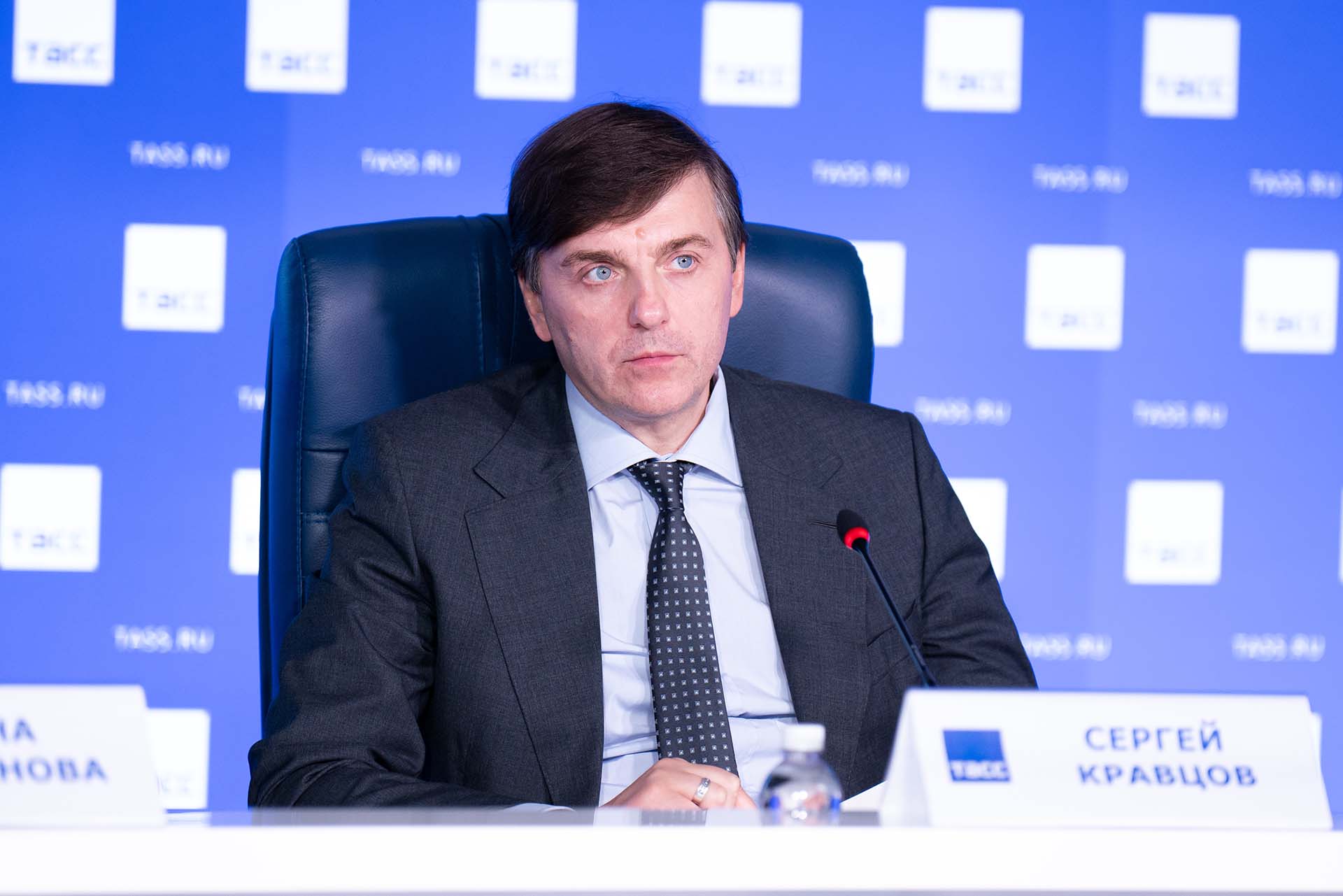Сергей Кравцов рассказал о&nbsp;создании в&nbsp;школах единой системы профориентации