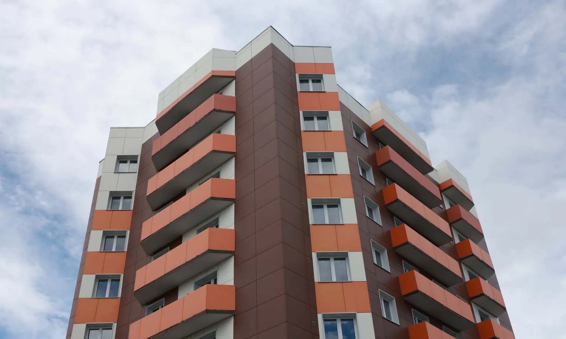 До&nbsp;конца лета в&nbsp;Черемхове Иркутской области достроят дом для&nbsp;переселенцев