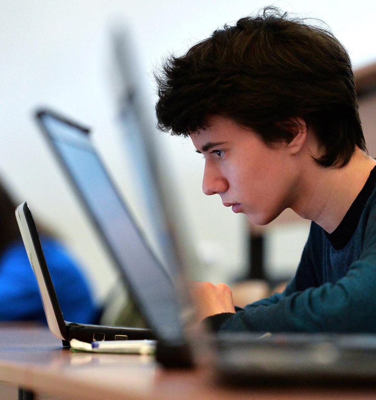 В гимназии № 642 в Петербурге открыли новое образовательное пространство