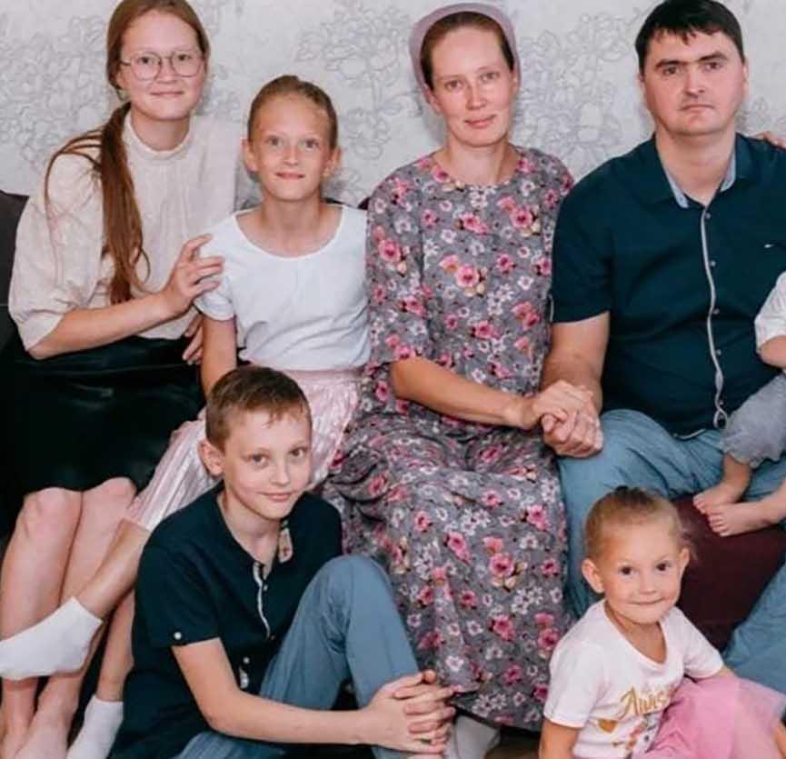 Многодетную семью из&nbsp;Челябинска наградили орденом &laquo;Родительская слава&raquo;