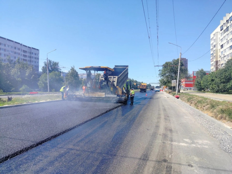 На&nbsp;проспекте Авиастроителей в&nbsp;Ульяновске завершают укладку асфальта