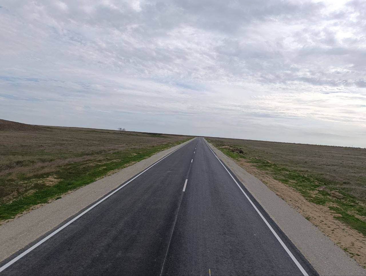 В Крыму обновили участок дороги Новоселовское — Саки