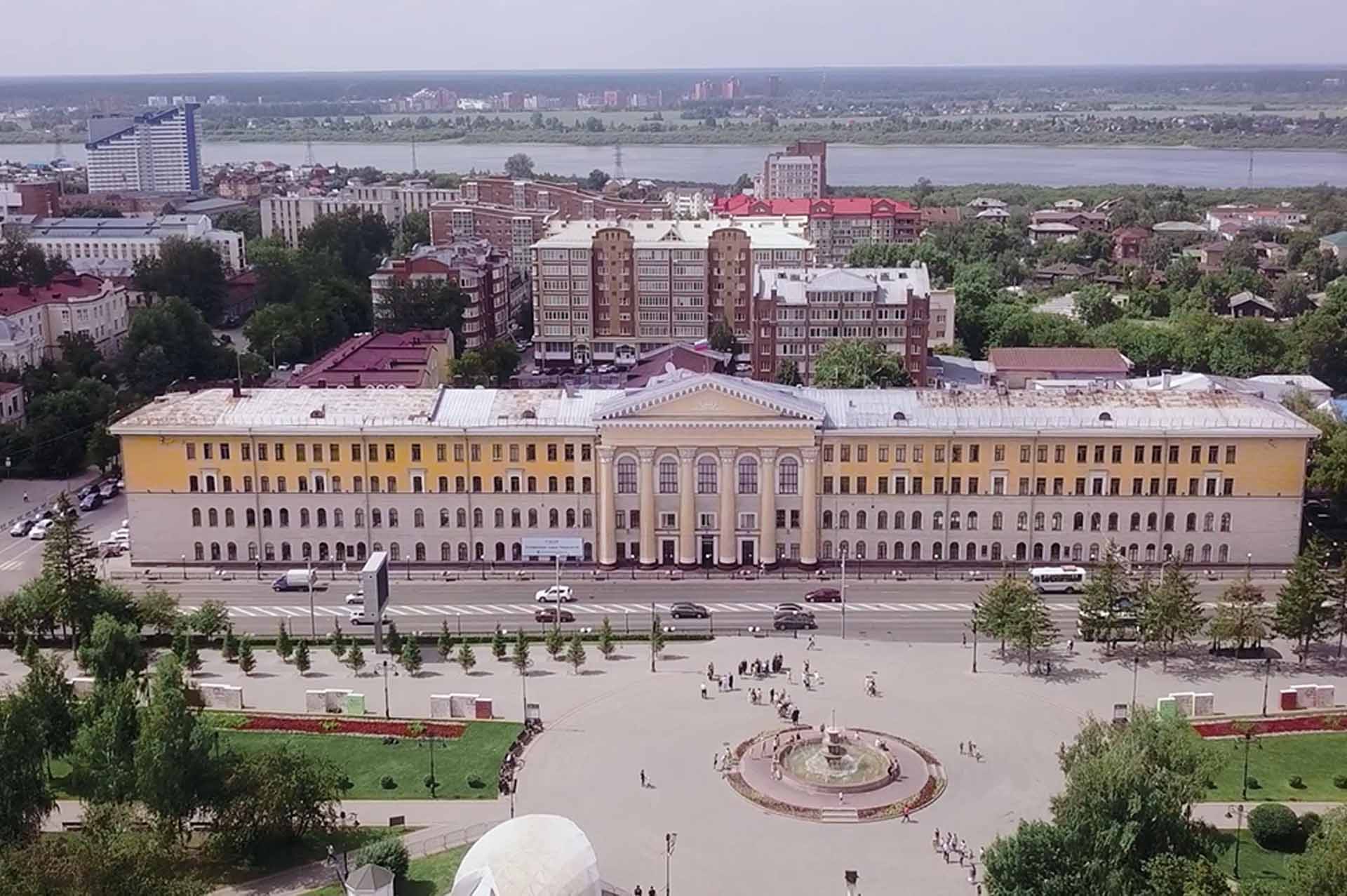 В Томске создадут уникальное зарядное устройство для шахтного электромобиля