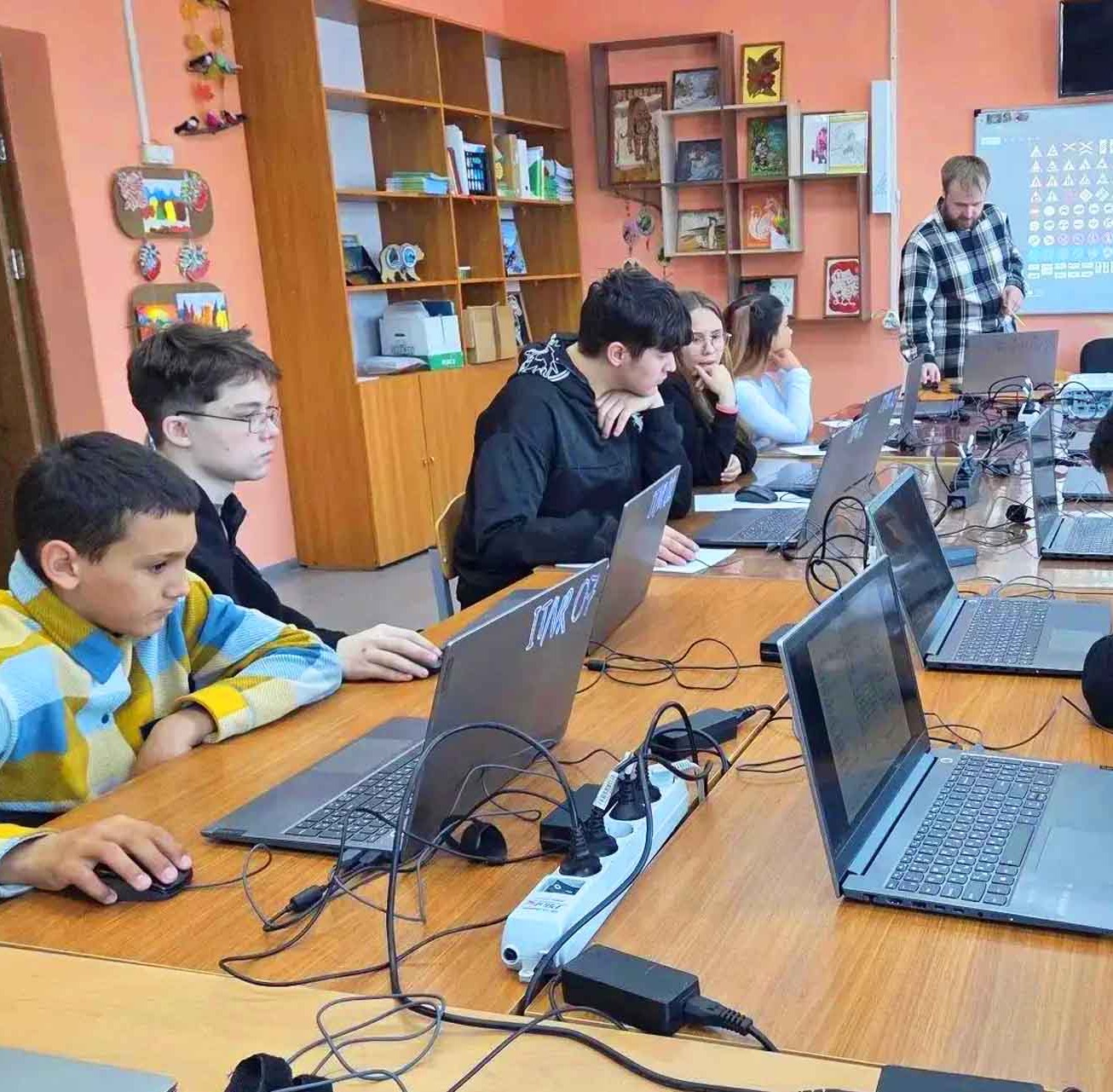 Мобильный &laquo;Кванториум&raquo; прибыл в&nbsp;село Мильково на&nbsp;Камчатке