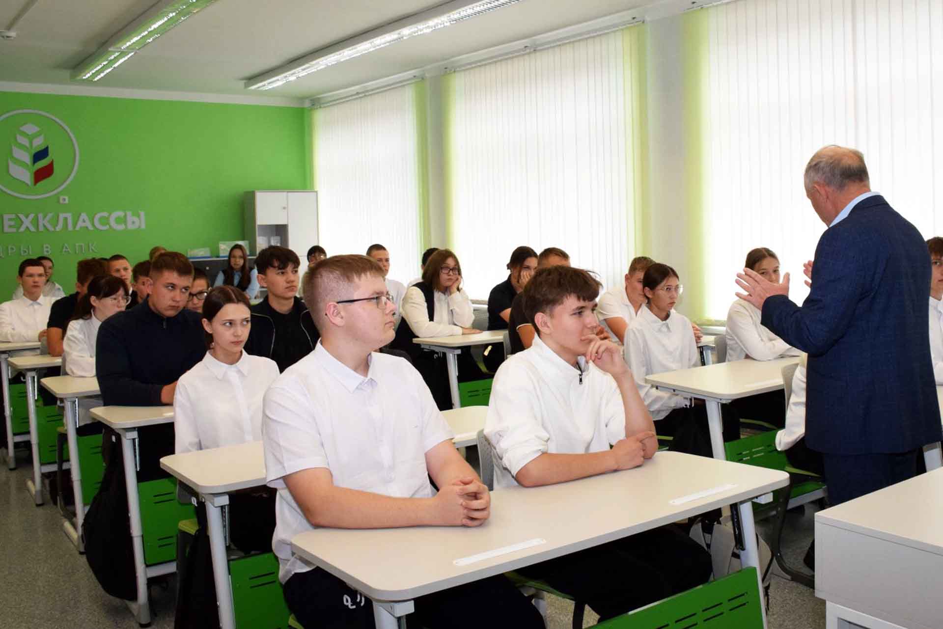 В&nbsp;Атнарской школе на&nbsp;территории Чувашии открыли новый агротехкласс