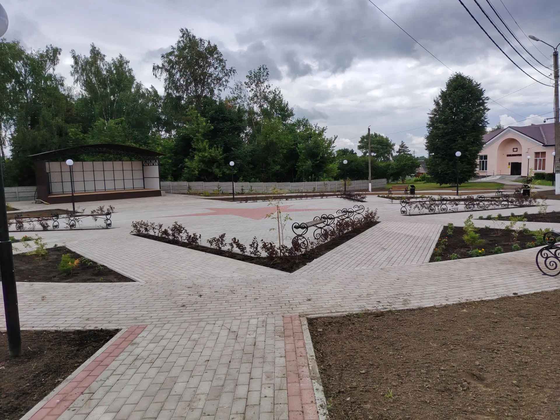 В&nbsp;поселке Выгоничи Брянской области благоустроили Аллею Славы