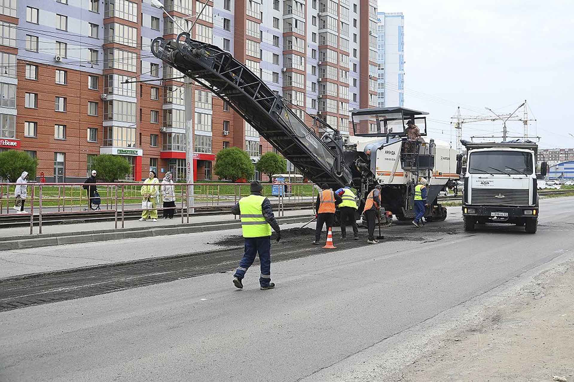 В&nbsp;Барнауле начался ремонт улицы Попова