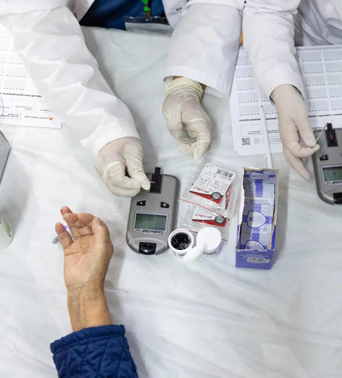 В&nbsp;Саратове состоялась акция по&nbsp;профилактике повышения уровня холестерина