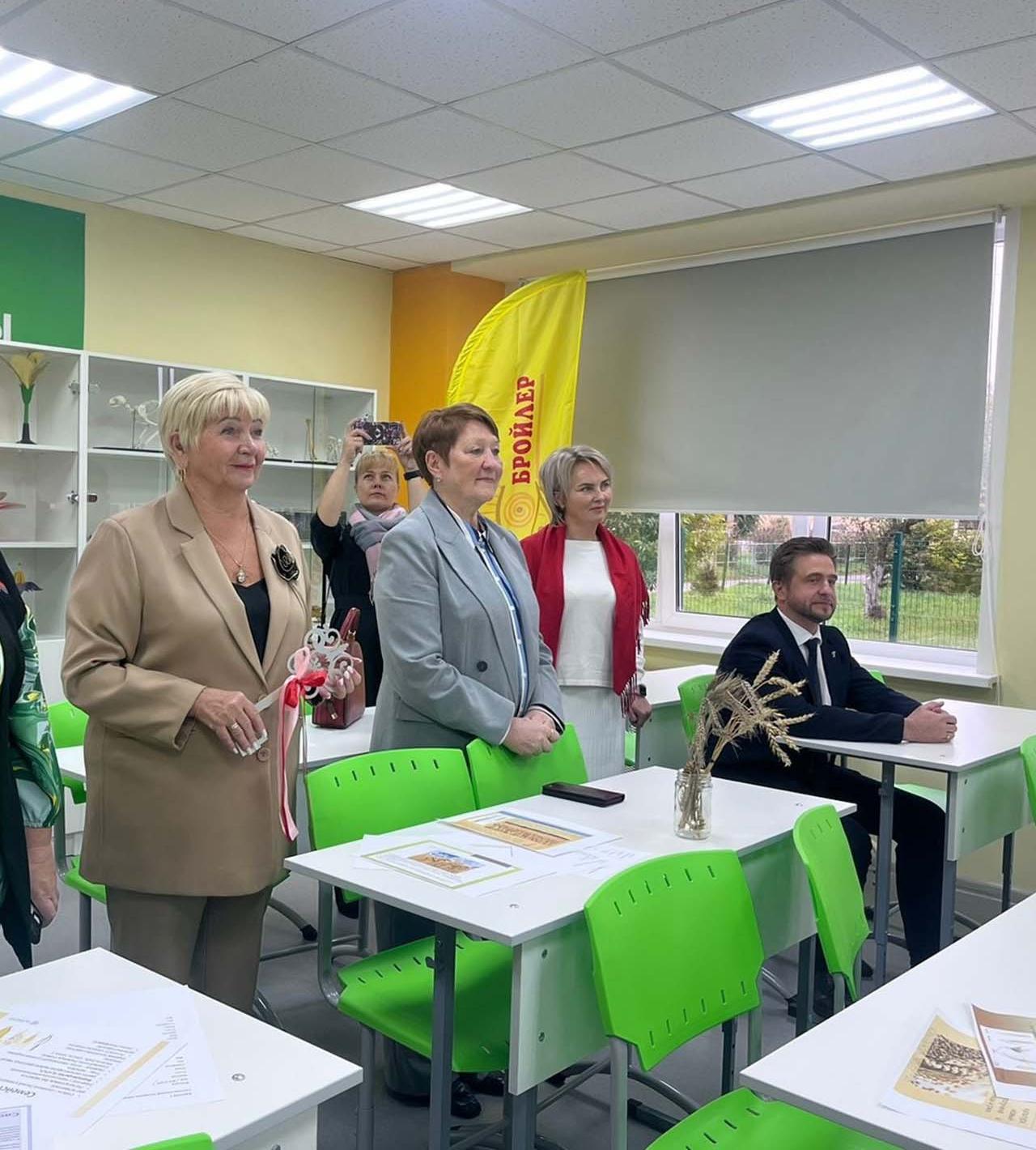 В&nbsp;школе поселка Октябрьского в&nbsp;Ярославской области открыли агрокласс