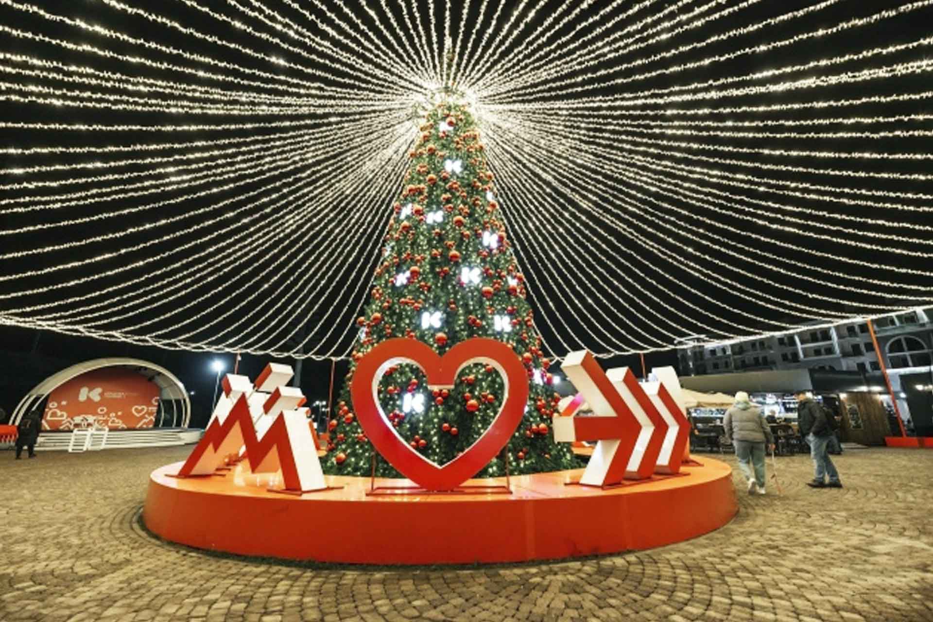 Перед Новым годом в&nbsp;Сочи планируют провести более 250&nbsp;мероприятий