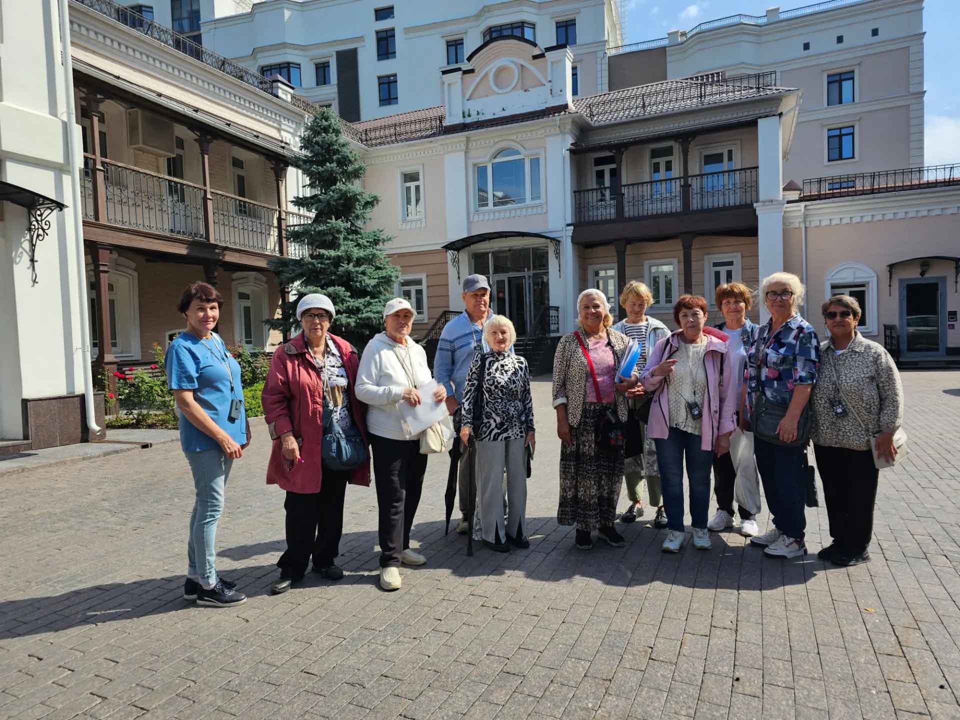 В&nbsp;Тюмени участники проекта &laquo;Гиды 55+. Перезагрузка&raquo; совершили пеший тур