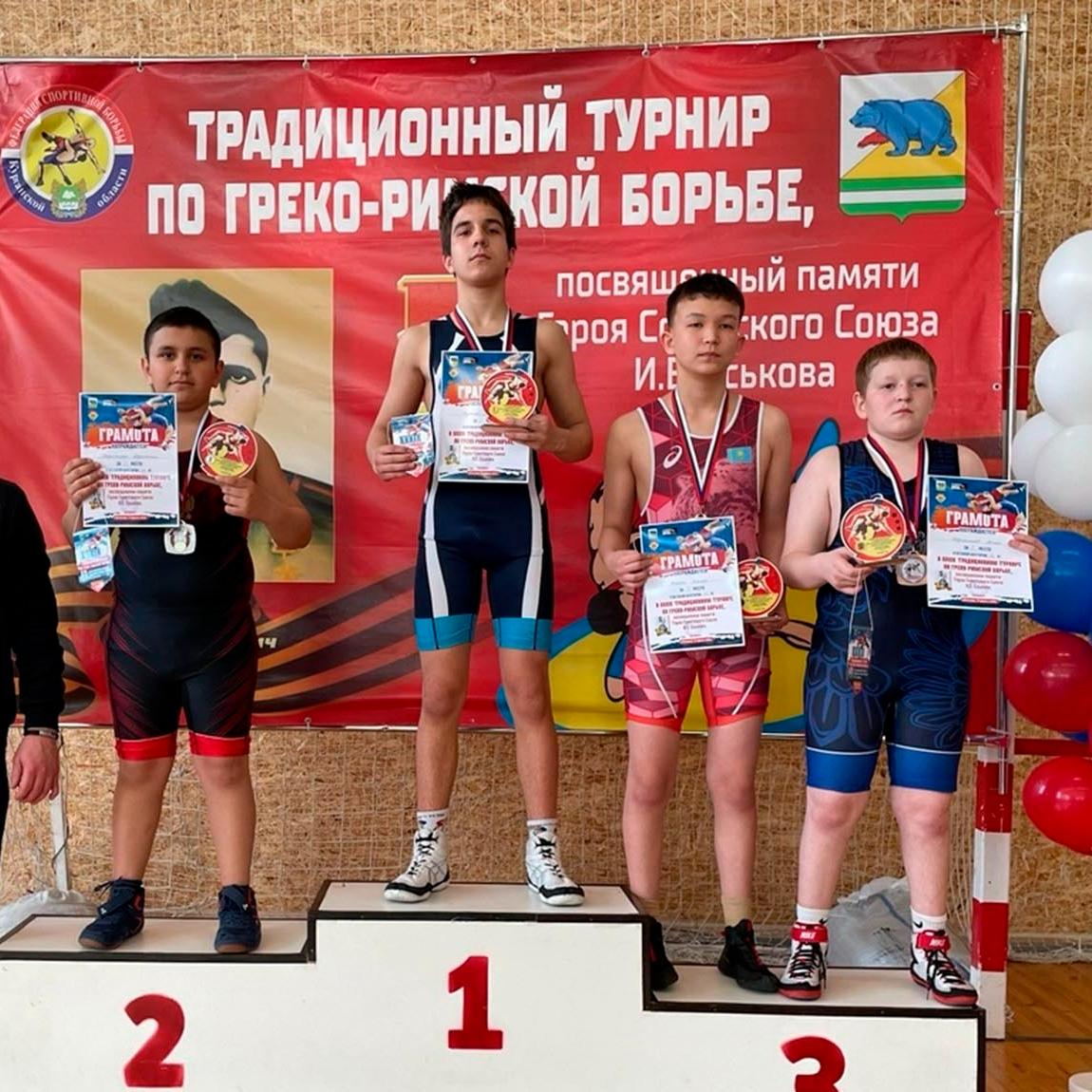 Борцы из&nbsp;Нижнего Тагила стали призерами турнира в&nbsp;Курганской области