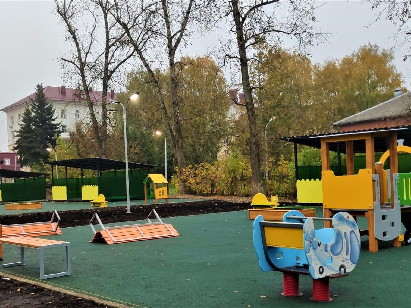 На улице Гагарина в подмосковном Клину отремонтировали детский сад