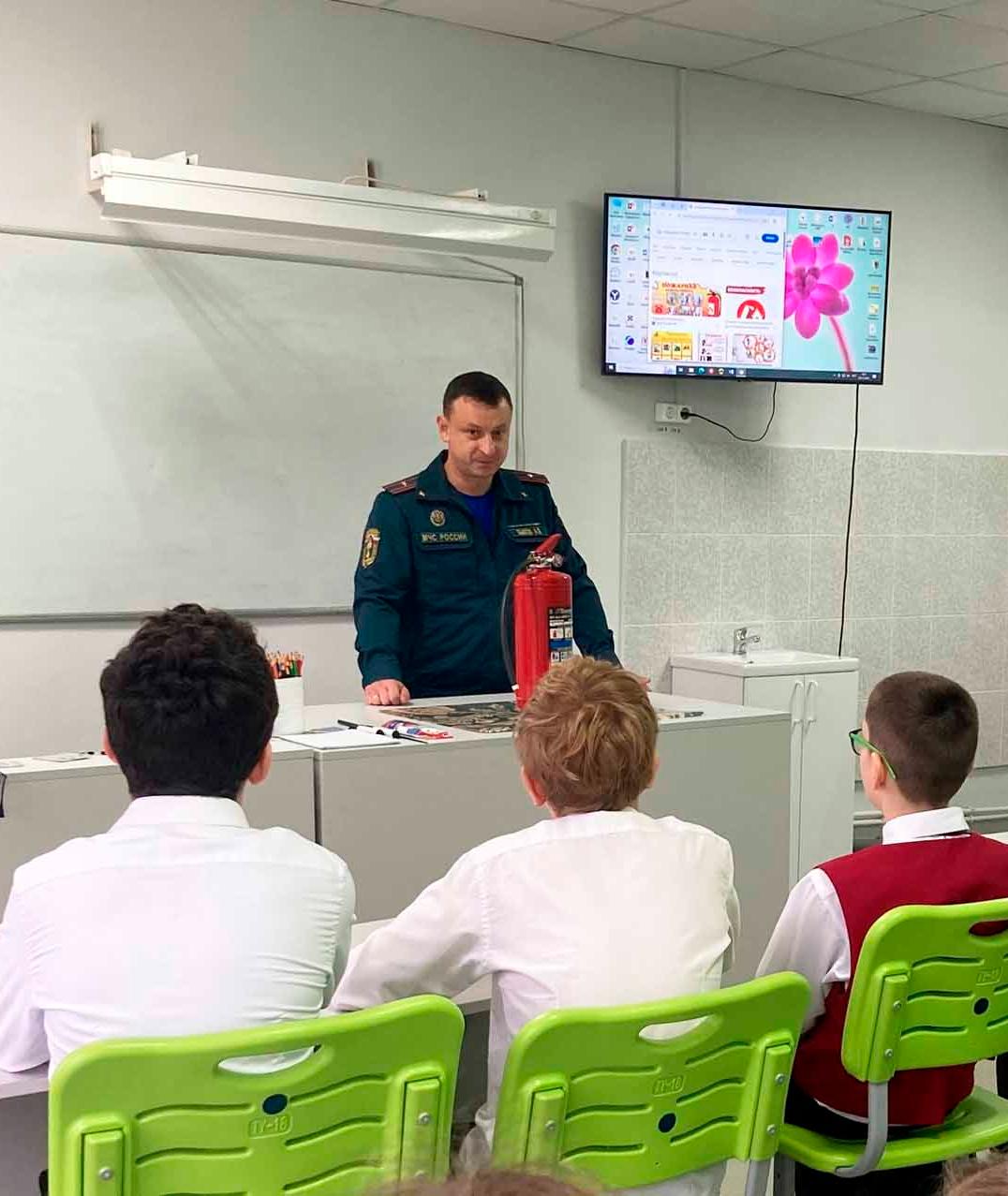 Сотрудник МЧС Тульской области провел урок по&nbsp;правилам безопасности в&nbsp;доме