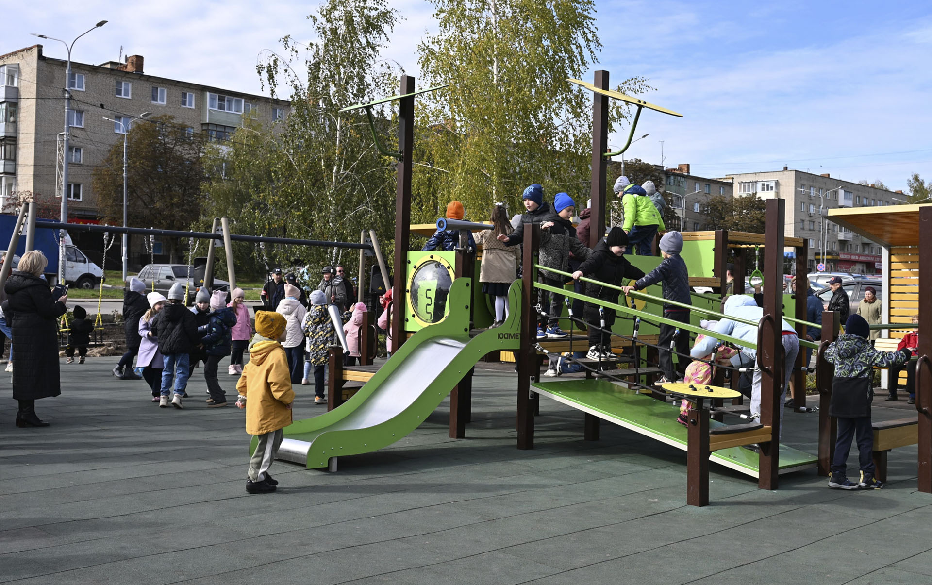 В&nbsp;городе Щекино Тульской области открыли детскую площадку