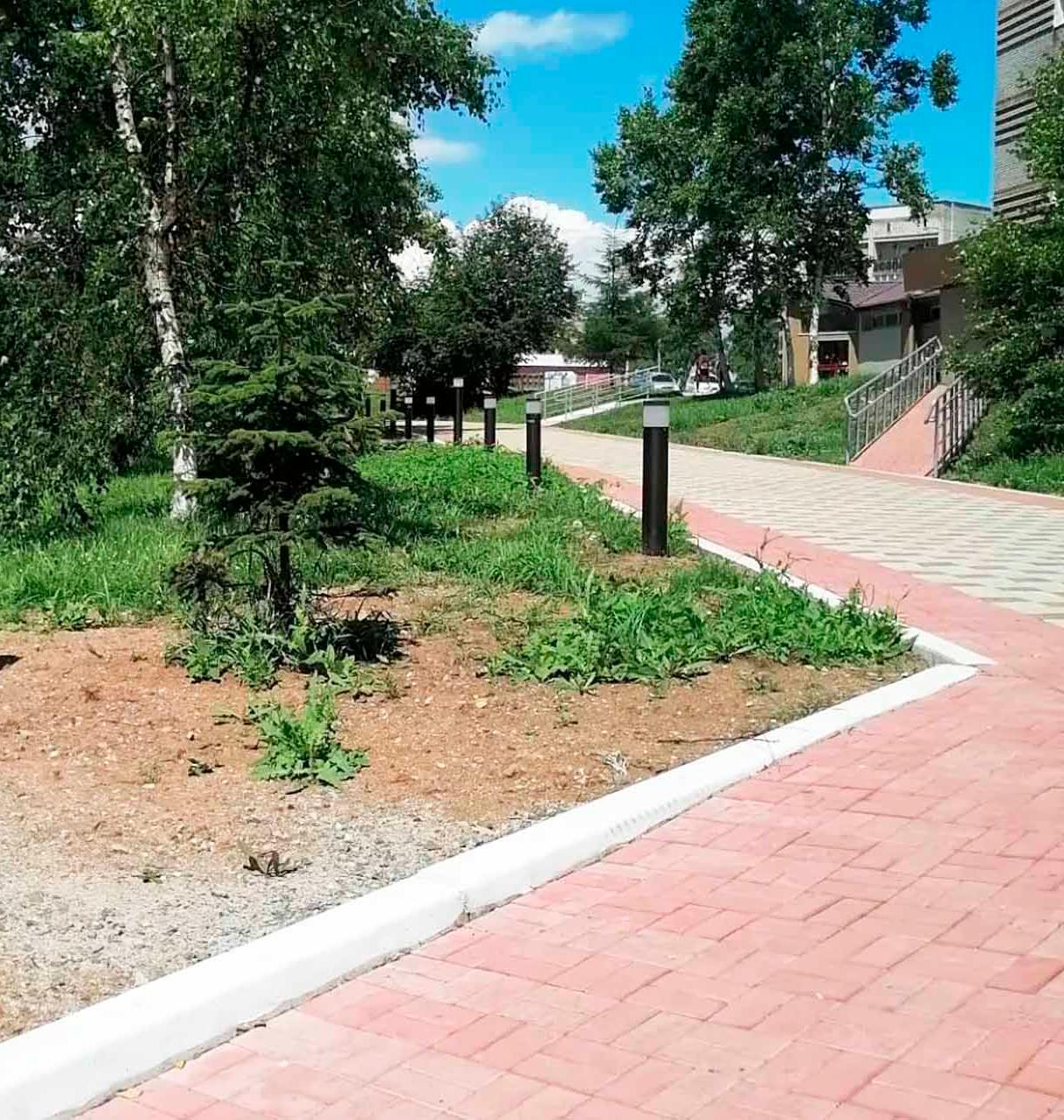 В&nbsp;поселке Ванино Хабаровского края облагородили аллею вдоль площади Мира