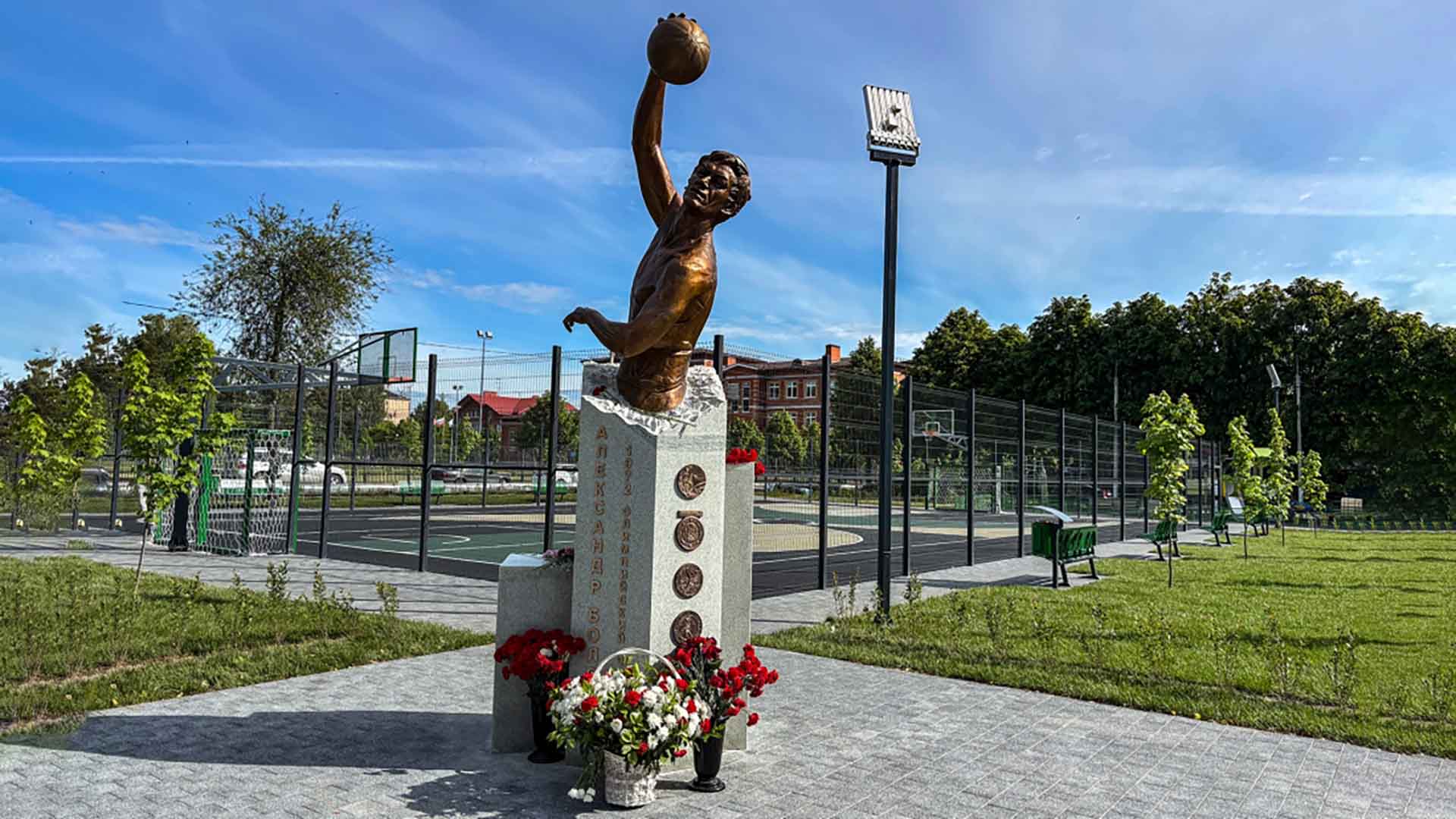 В&nbsp;подмосковном Электрогорске открыли сквер имени Александра Болошева