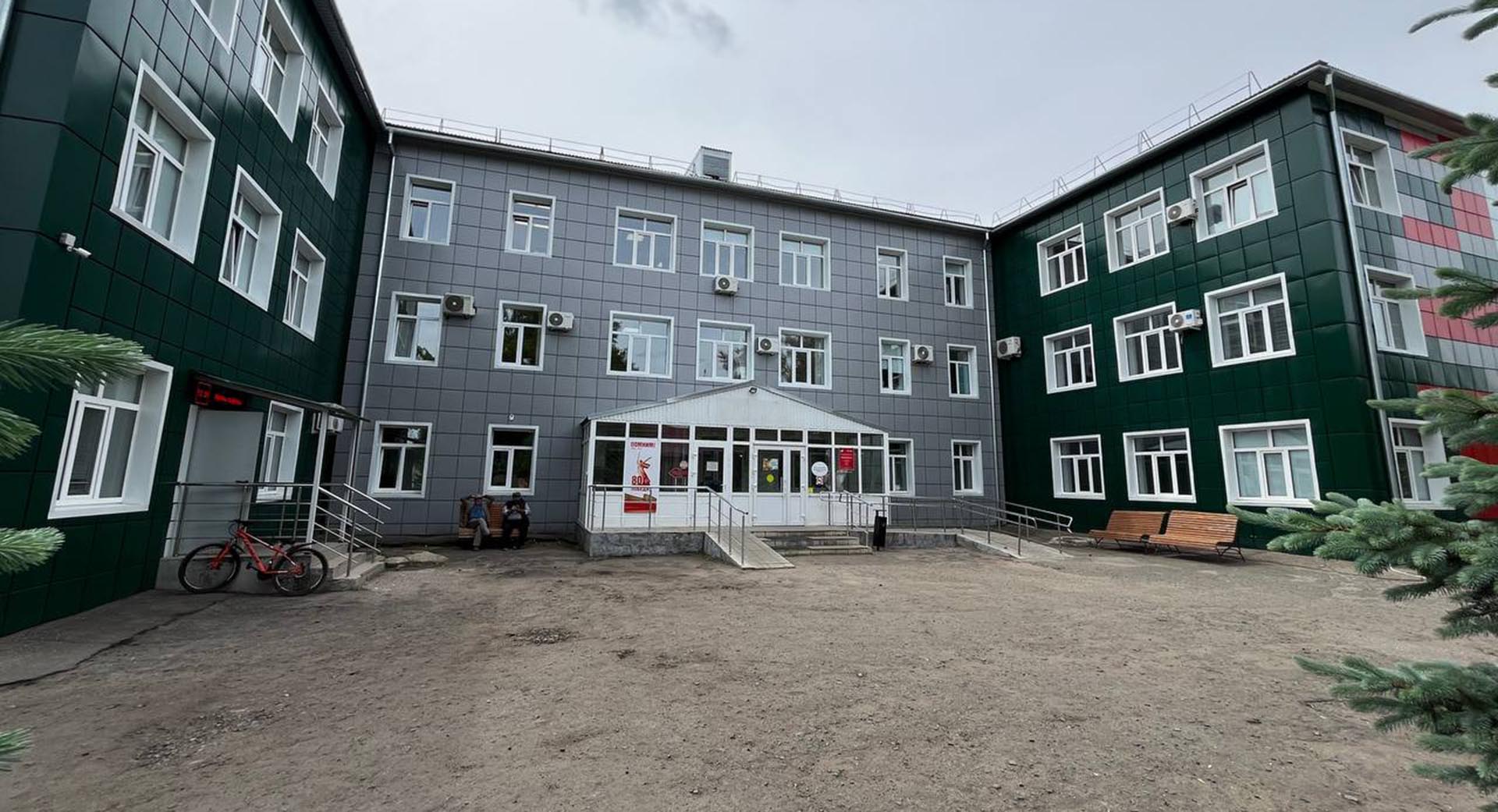 В&nbsp;Соль-Илецке завершили ремонт взрослой и&nbsp;детской поликлиник