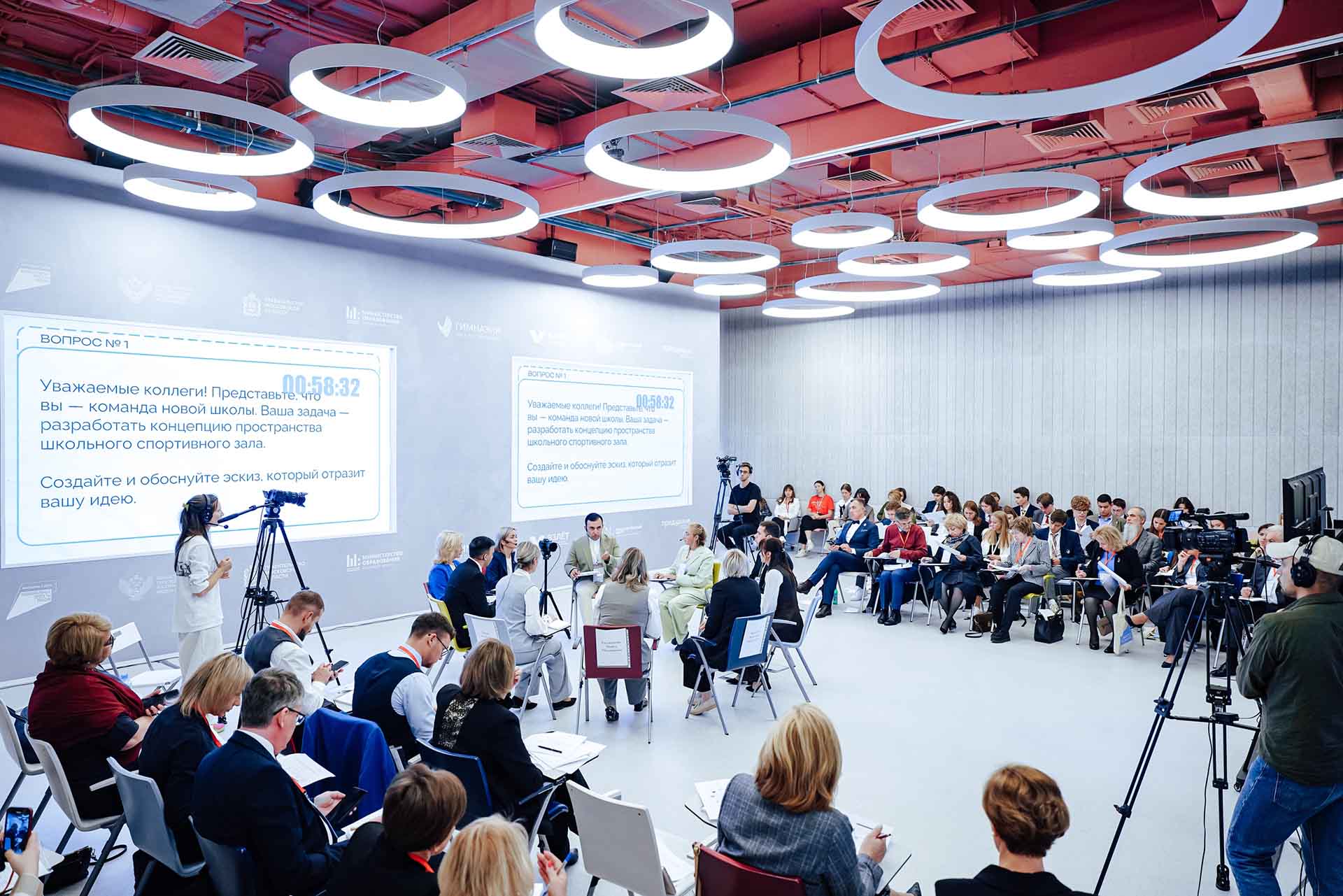 Участники из&nbsp;Саратовской области поборются за&nbsp;звание &laquo;Директор года России&raquo;