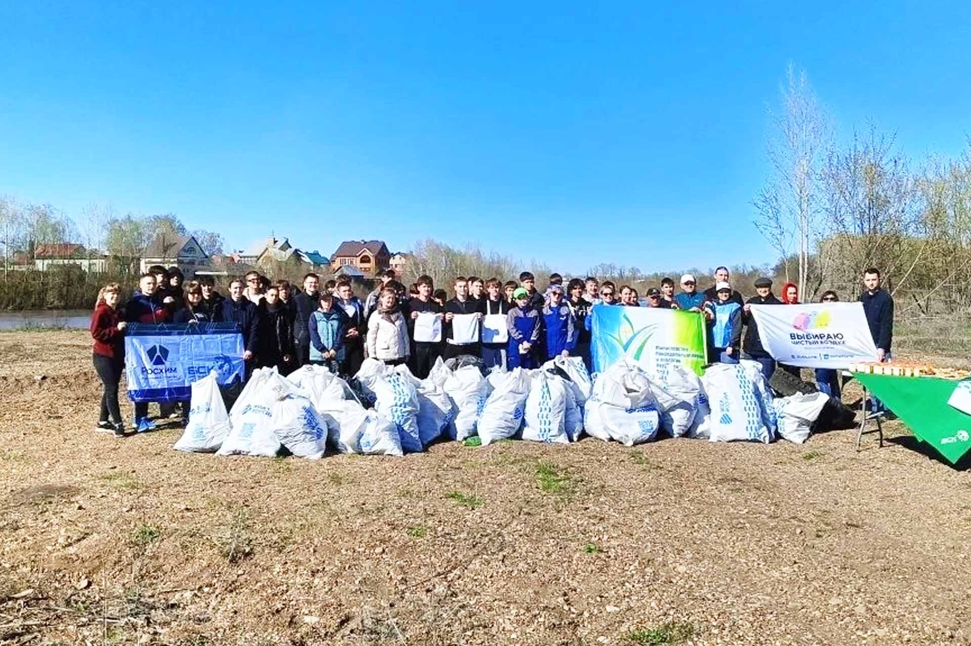 На&nbsp;берегу реки Ашкадар в&nbsp;Стерлитамаке волонтеры собрали 100&nbsp;мешков мусора