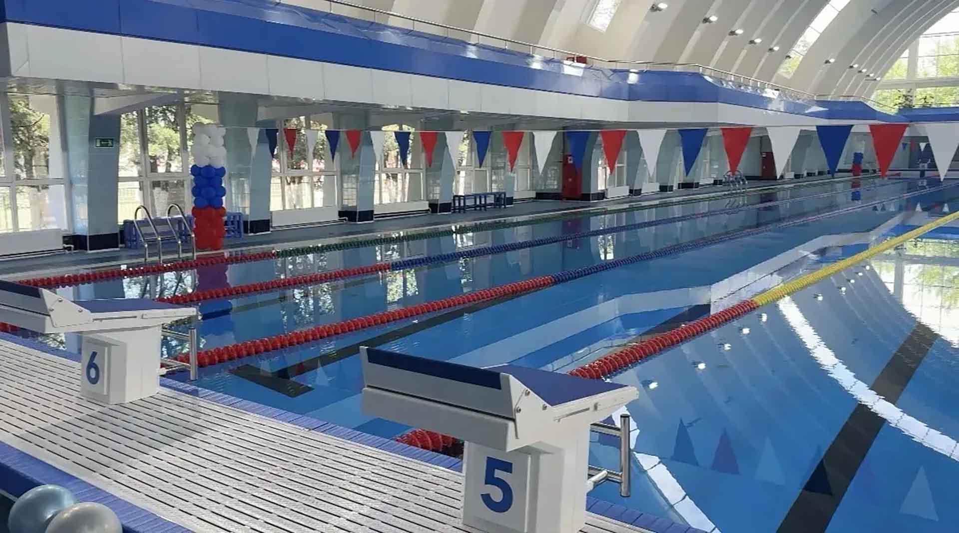 В&nbsp;Кропоткине Краснодарского края открыли обновленный плавательный бассейн