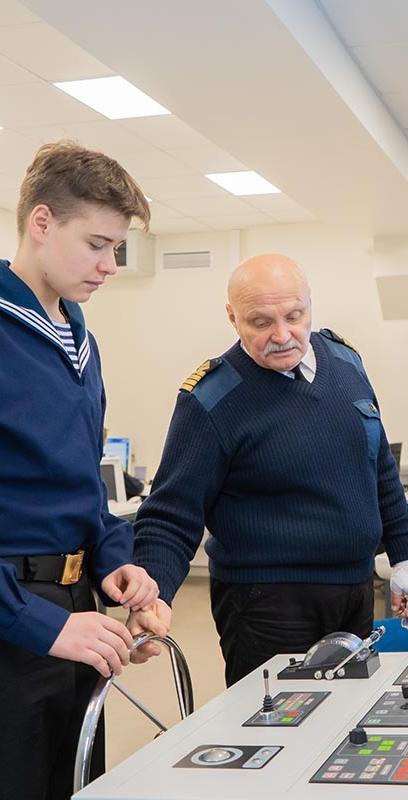 От тренажера до первого рейса: как готовят кадры для транспортной отрасли