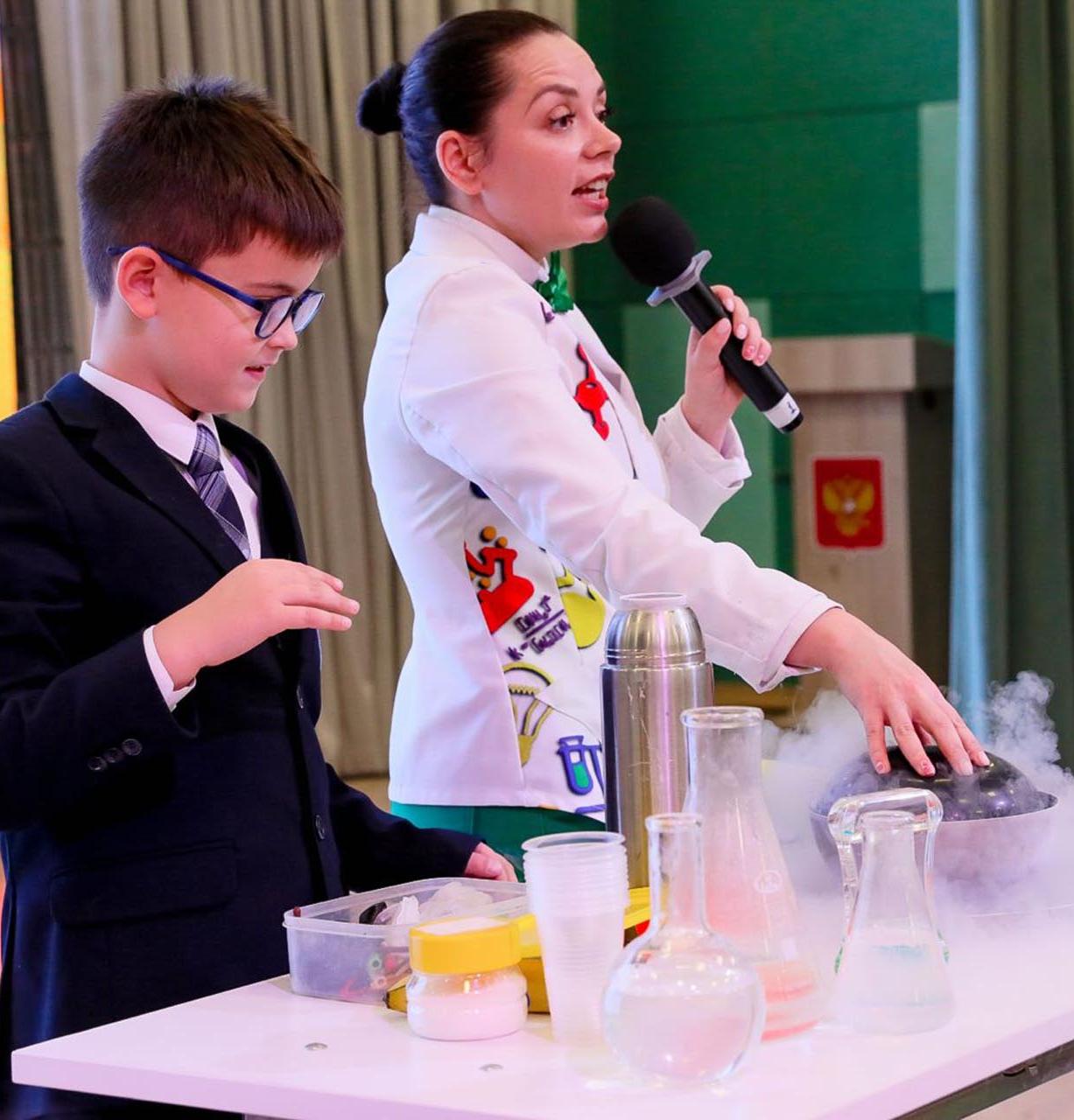 В школе № 777 Санкт-Петербурга прошел День Университета ИТМО