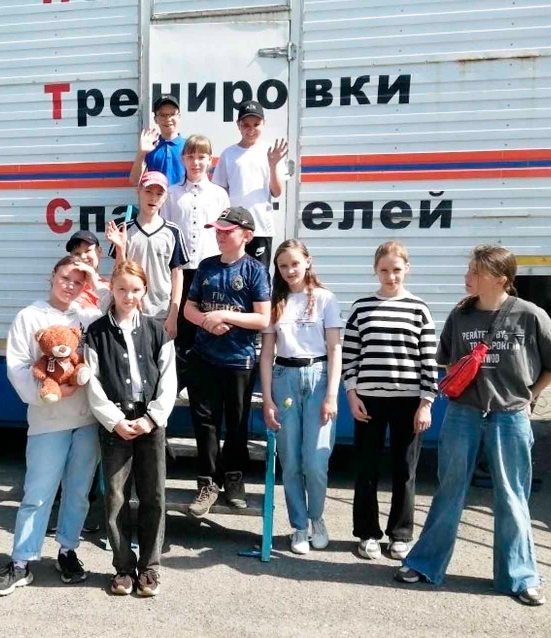 В&nbsp;Свердловской области школьники узнали о&nbsp;специфике работы пожарных