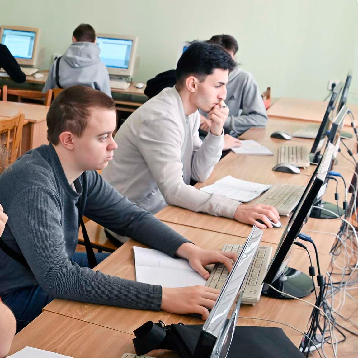 В&nbsp;челябинском вузе открыли пространство для&nbsp;изучения сельхозтехники