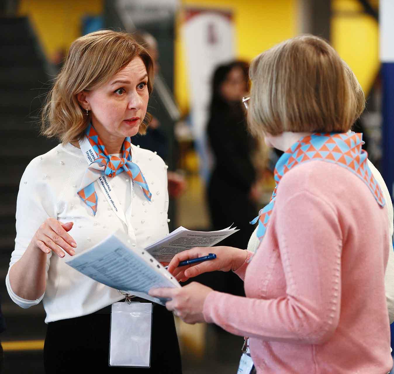 Ярмарка трудоустройства помогла жителям Новосибирской области найти работу