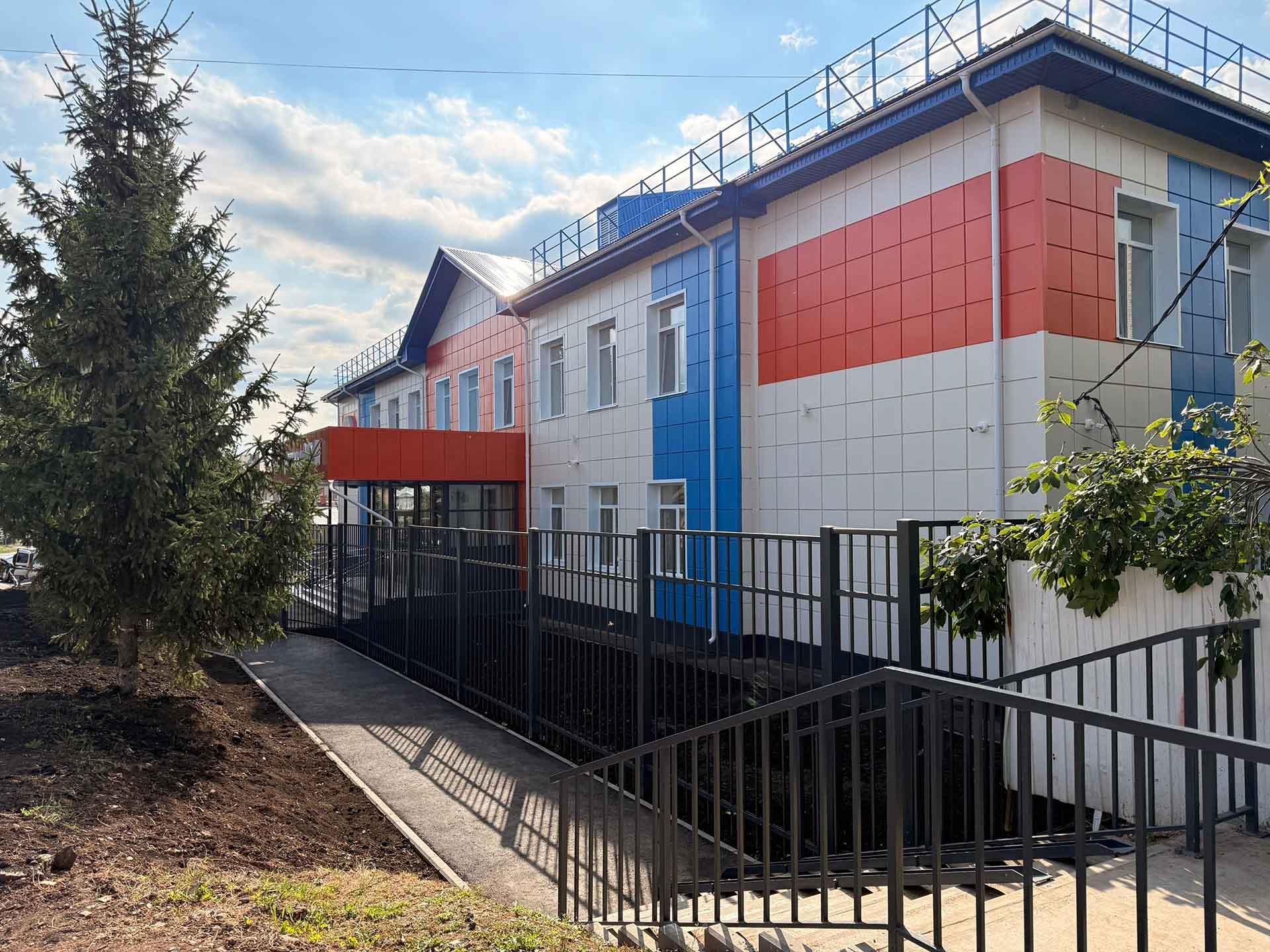 В&nbsp;Бугуруслане Оренбургской области открыли обновленную гимназию № 1
