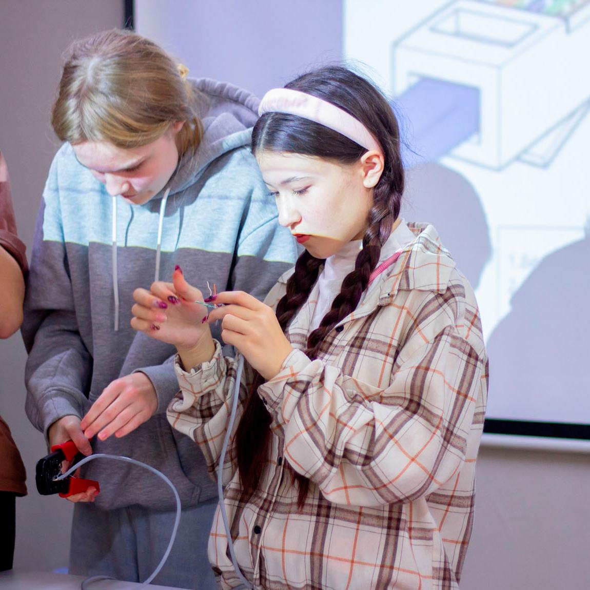 Колледжи Новосибирской области познакомили школьников с&nbsp;IT-профессиями