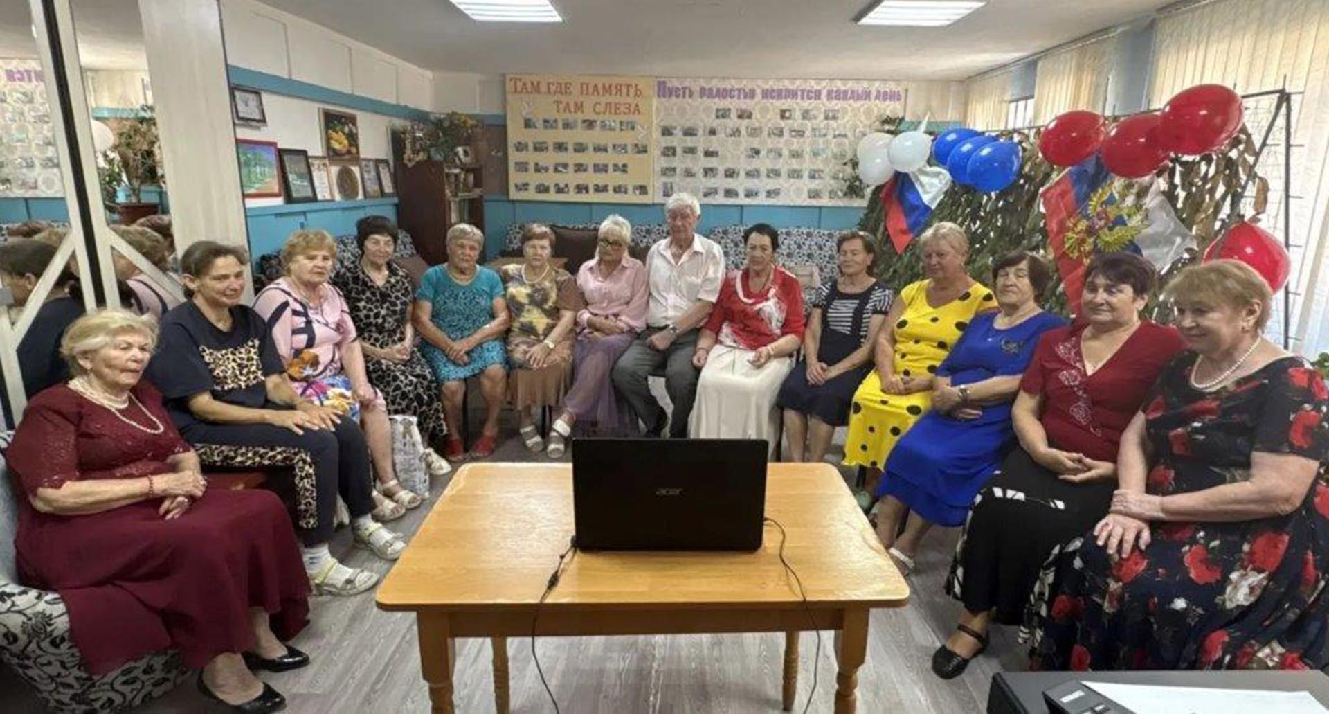 Более 600&nbsp;пожилых крымчан послушали онлайн-лекцию о&nbsp;защите от&nbsp;мошенников