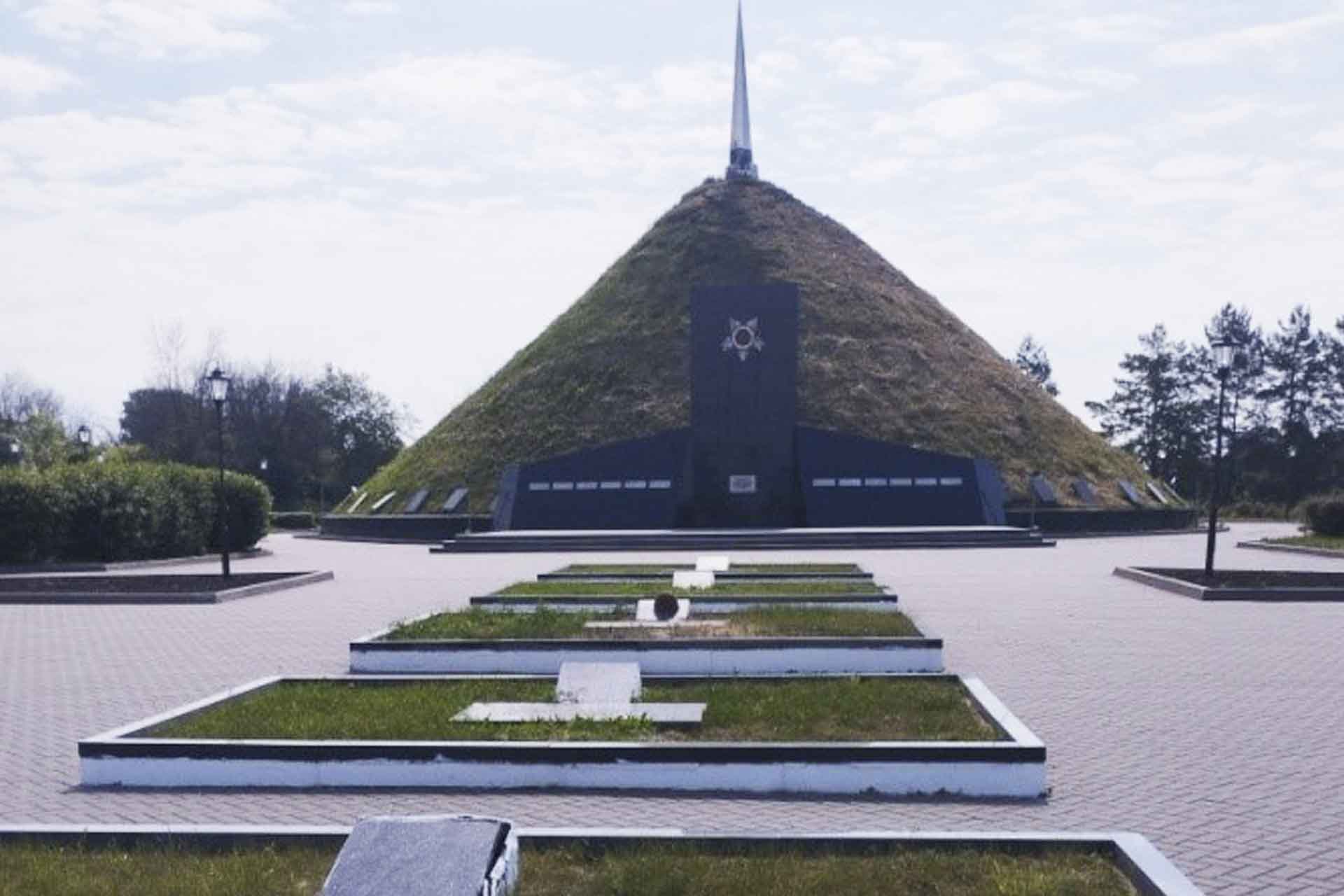 В&nbsp;Тульской области обновят 18&nbsp;километров дорог, ведущих к&nbsp;мемориалам