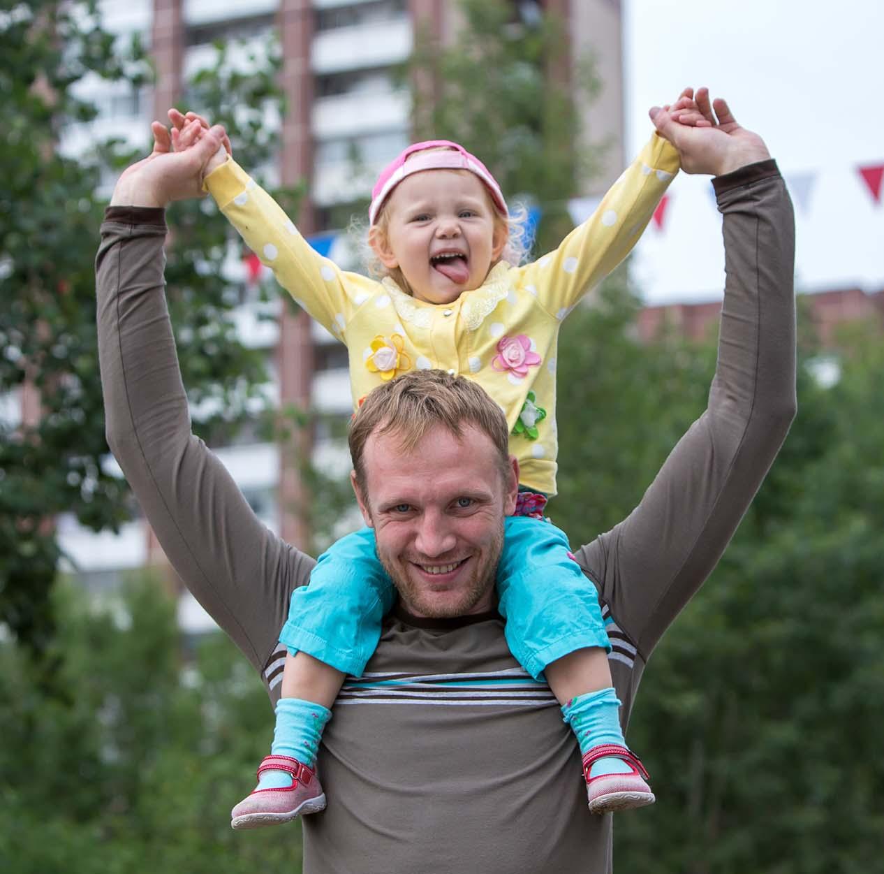 Стали известны победители специальных номинаций конкурса &laquo;Отец года&raquo;