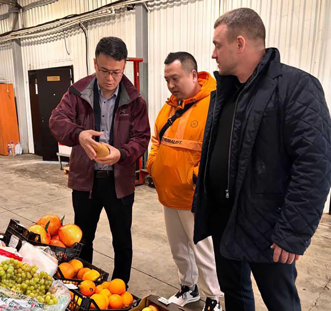 В&nbsp;Свердловскую область привезут сезонные фрукты и&nbsp;овощи из&nbsp;Китая