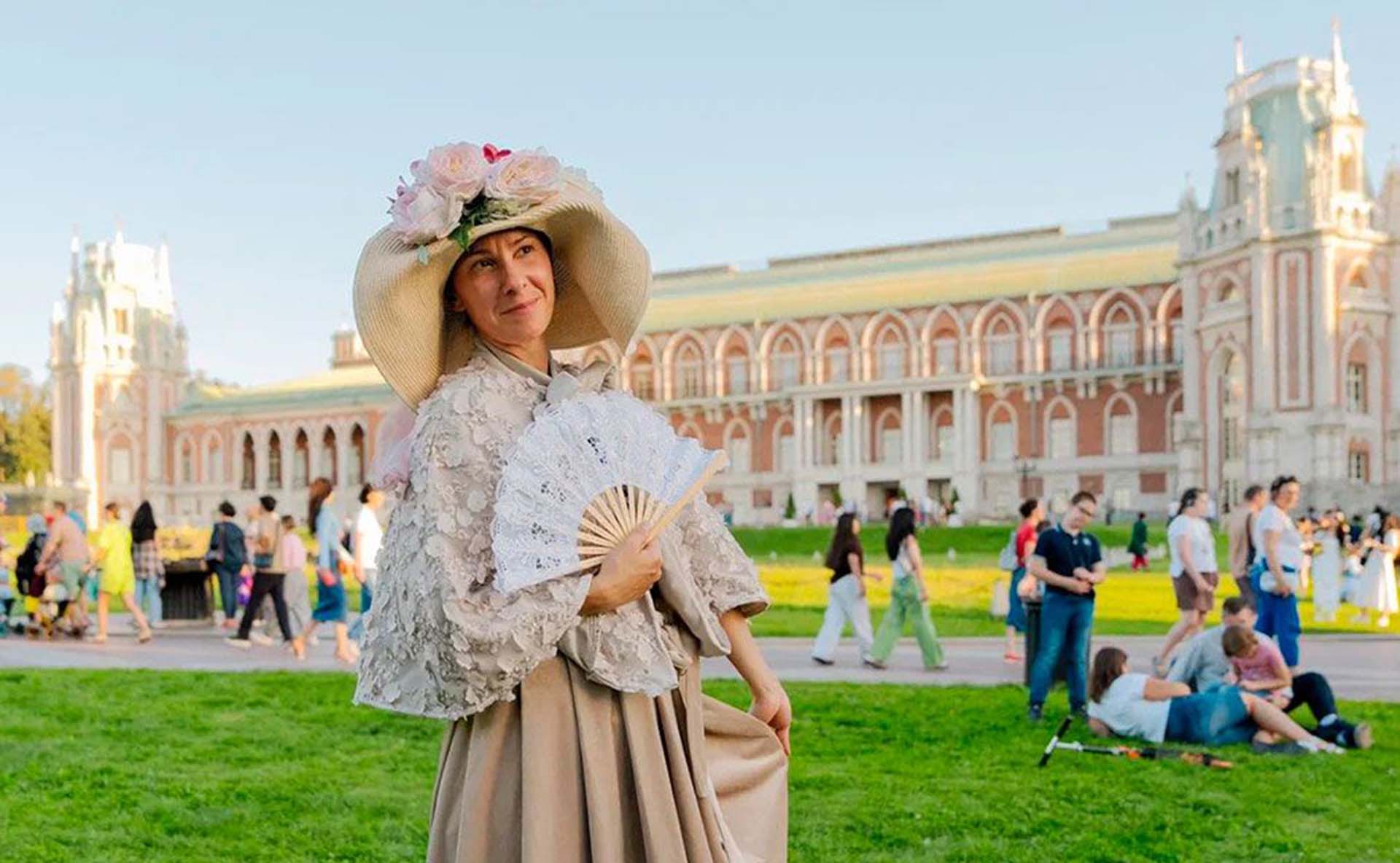 Фотосалон на&nbsp;Манежной площади в&nbsp;Москве посетили уже более 500&nbsp;тыс. человек