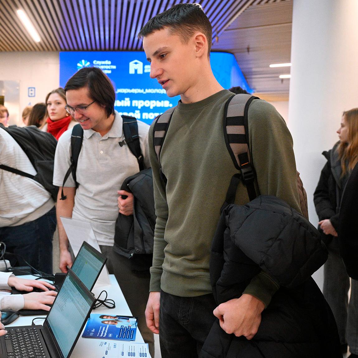 С&nbsp;начала года кадровые центры Оренбуржья трудоустроили 15,1&nbsp;тысячи человек