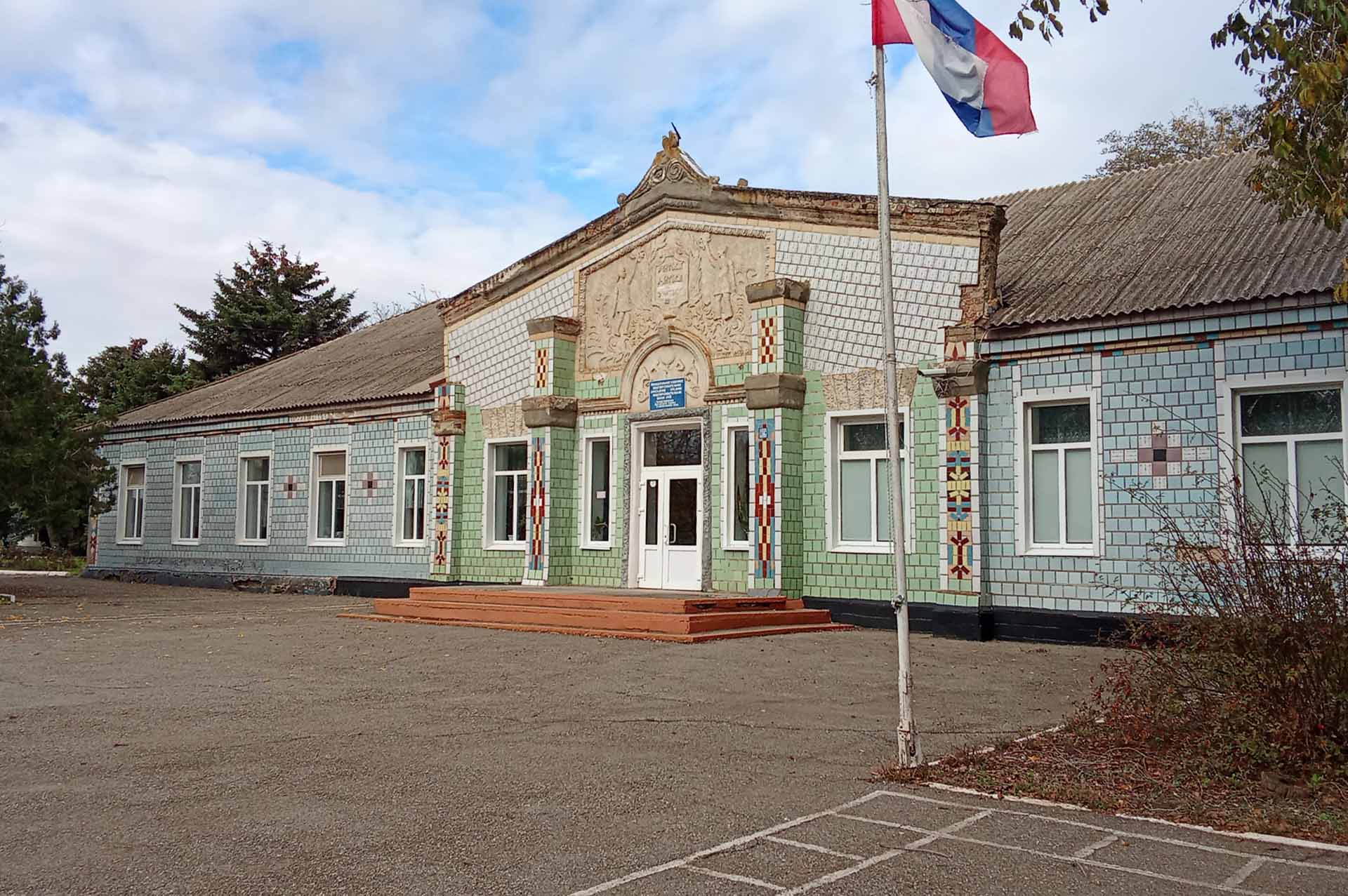 В&nbsp;поселке Винодельненском на&nbsp;Ставрополье начали ремонтировать школу