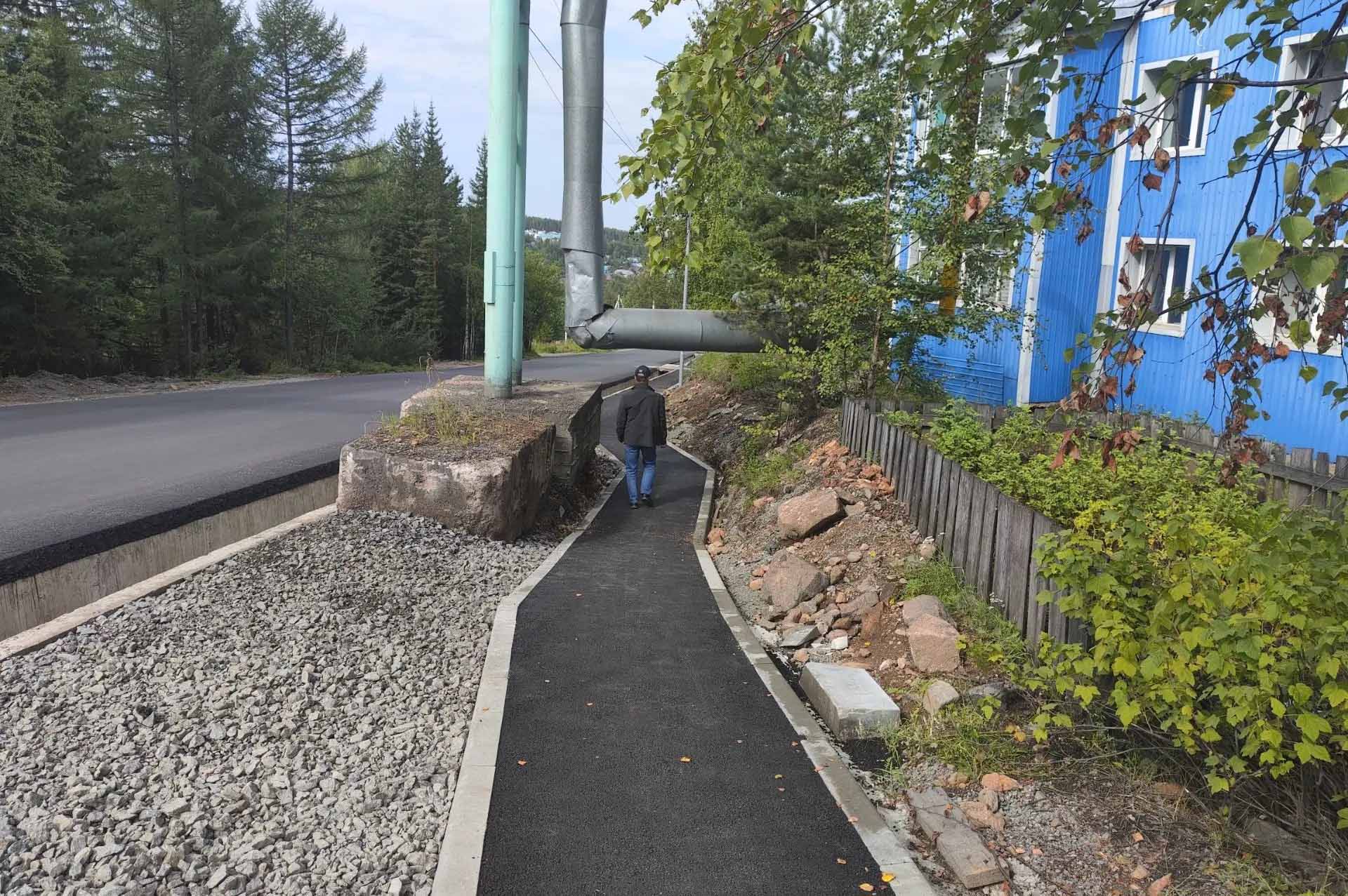 В&nbsp;Алдане на&nbsp;территории Якутии завершили ремонт дороги по&nbsp;улице Зинштейна