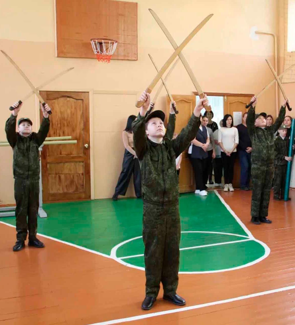 В&nbsp;Подколкинской школе Оренбуржья открыли казачий кадетский класс