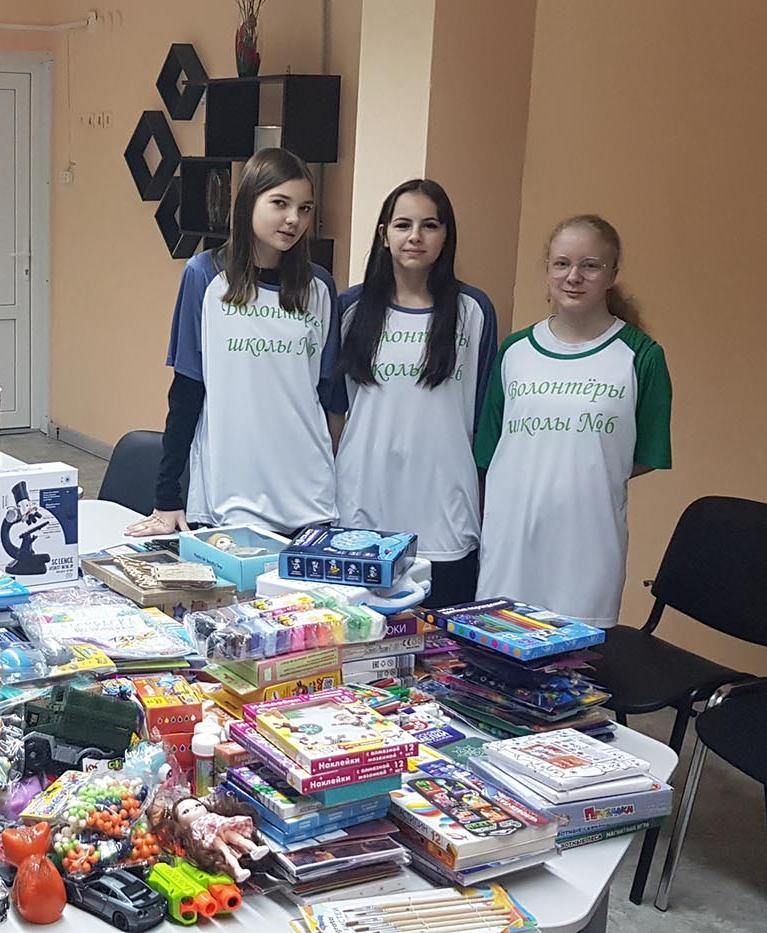 В&nbsp;школе поселка Рефтинского на&nbsp;Урале состоялась акция &laquo;Коробка храбрости&raquo;