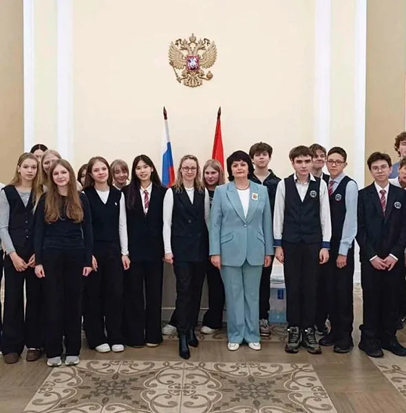 Для&nbsp;школьников Петербурга организовали экскурсию в&nbsp;отдел ЗАГС